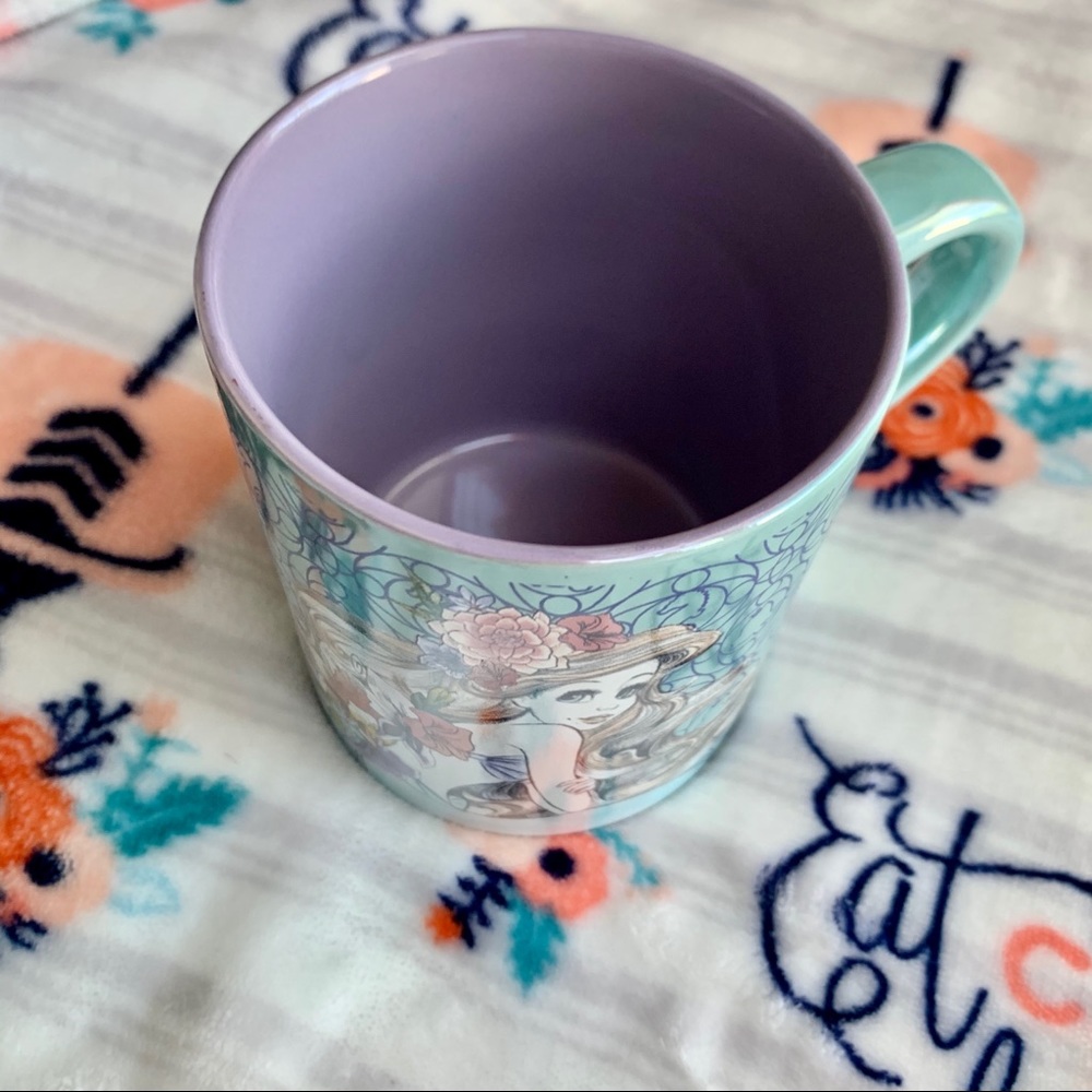 LAST 1! 🧜🏻‍♀️ Disney’s Ariel Mug 🧜🏻‍♀️ - Picture 5 of 10
